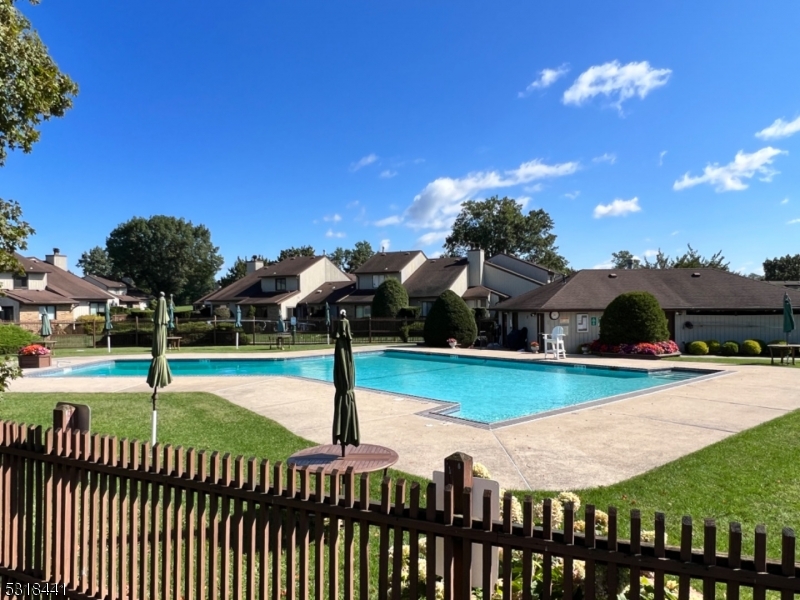 250 Ridgedale Ave A3