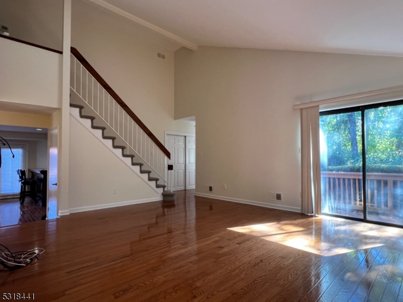 250 Ridgedale Ave A3