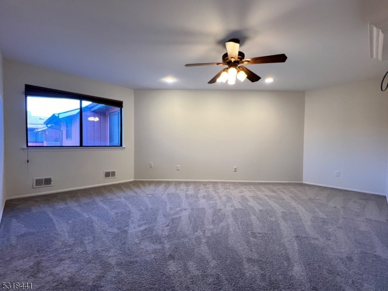 250 Ridgedale Ave A3