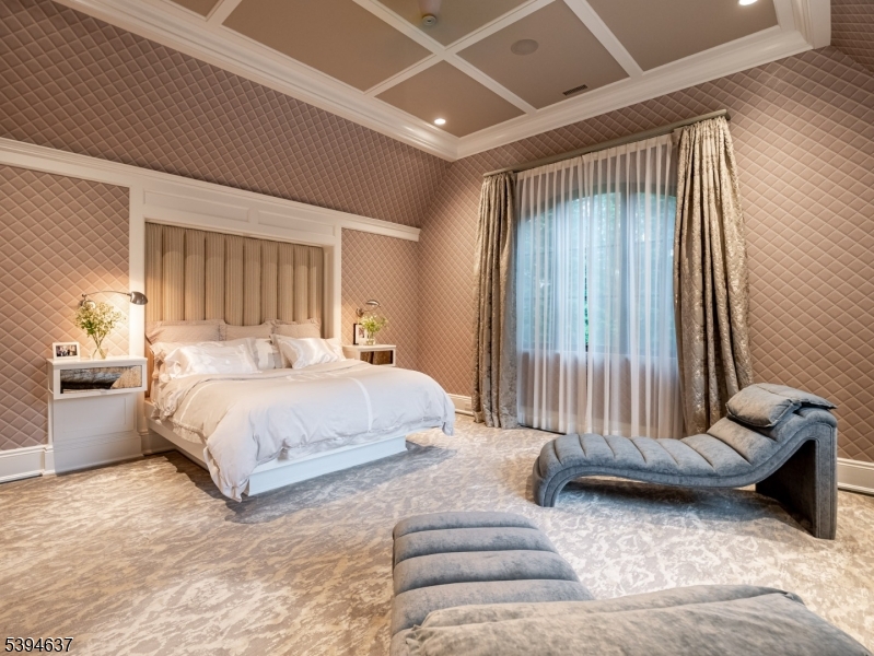 7 & 11 Stokes Farm Rd