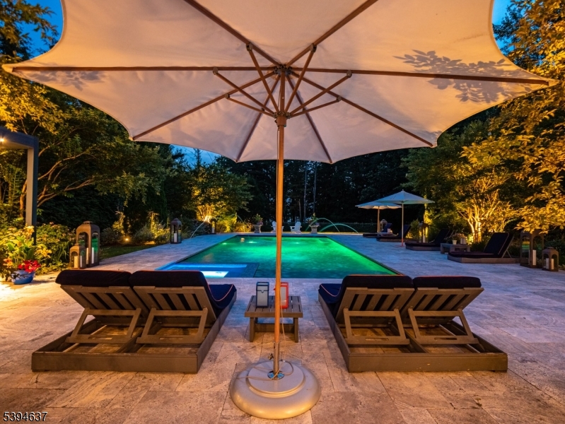 7 & 11 Stokes Farm Rd