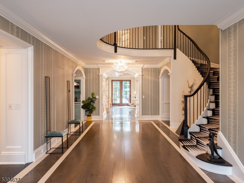 7 & 11 Stokes Farm Rd