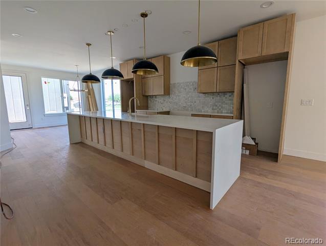 1695 N Zenobia Street Unit: 2