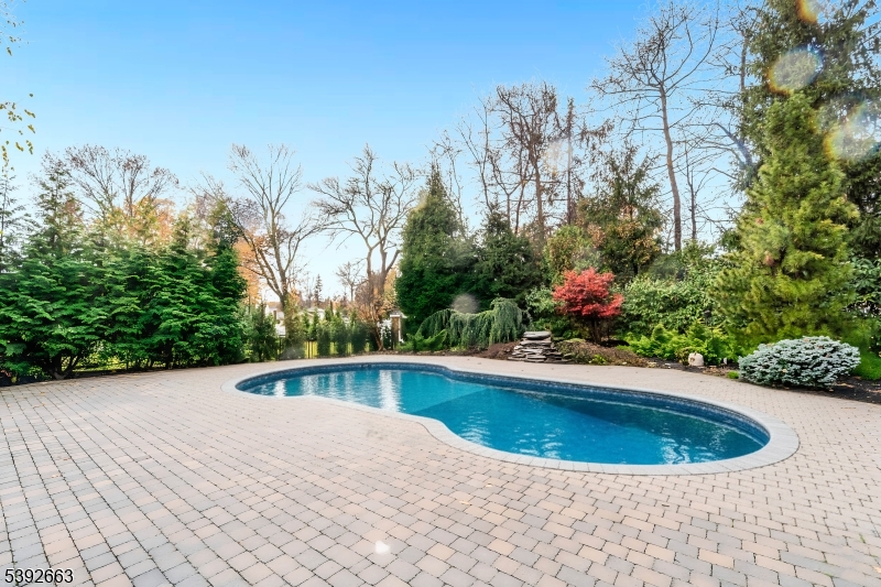 854 Cambridge Rd