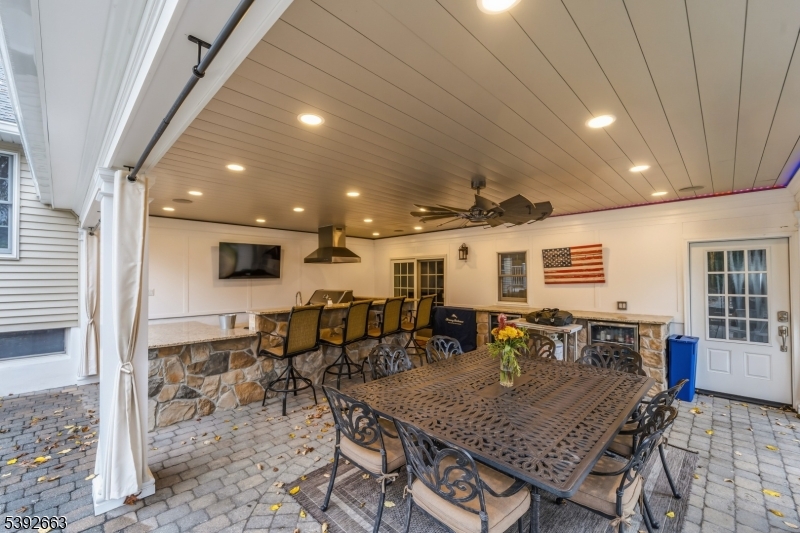 854 Cambridge Rd