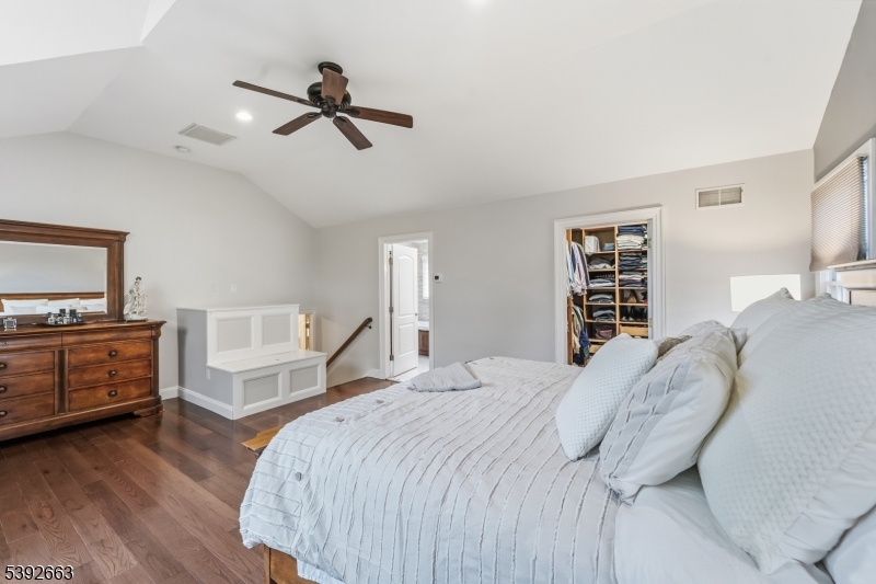 854 Cambridge Rd