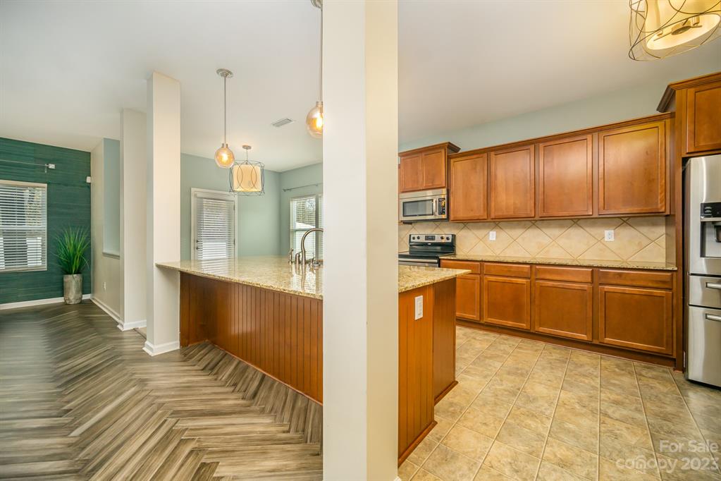 3104 Lemongrass Lane