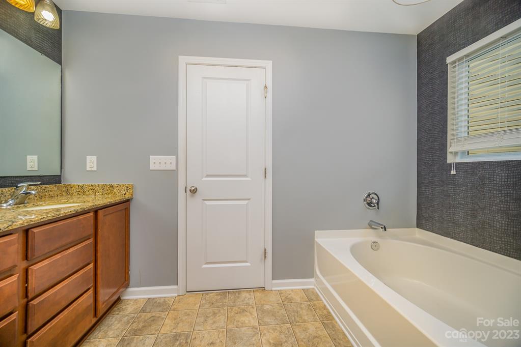 3104 Lemongrass Lane