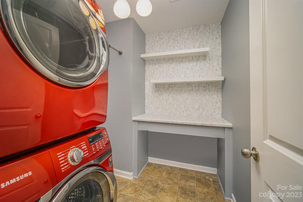 3104 Lemongrass Lane