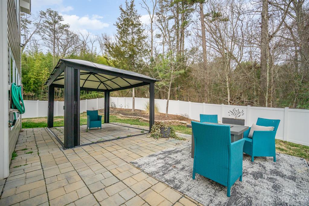 3104 Lemongrass Lane