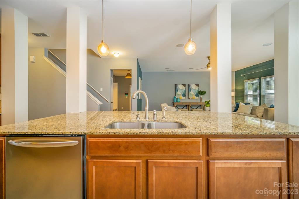 3104 Lemongrass Lane