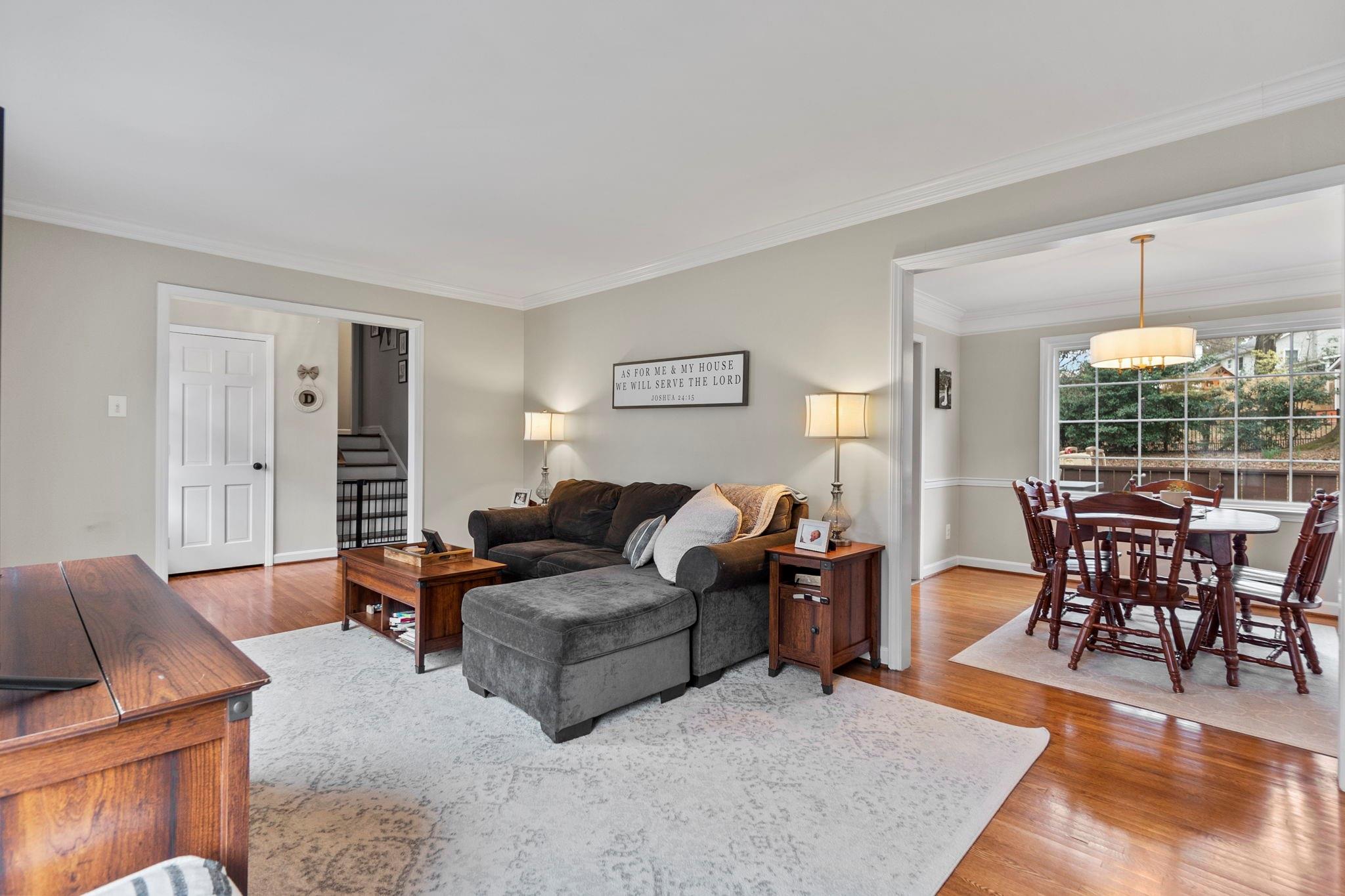 3908 Riverbend Road