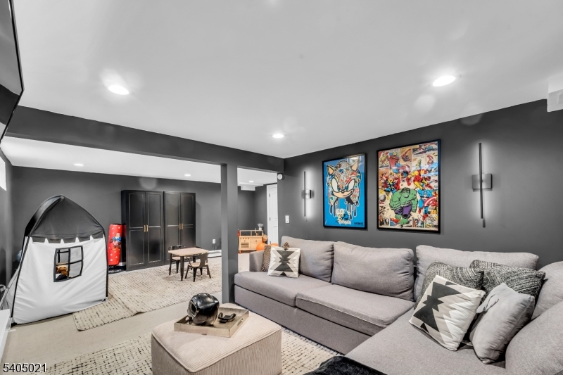 231 Birchwood Rd