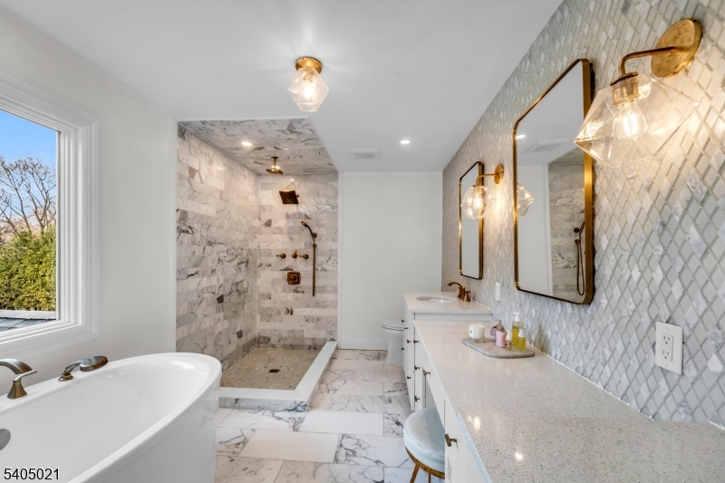 231 Birchwood Rd