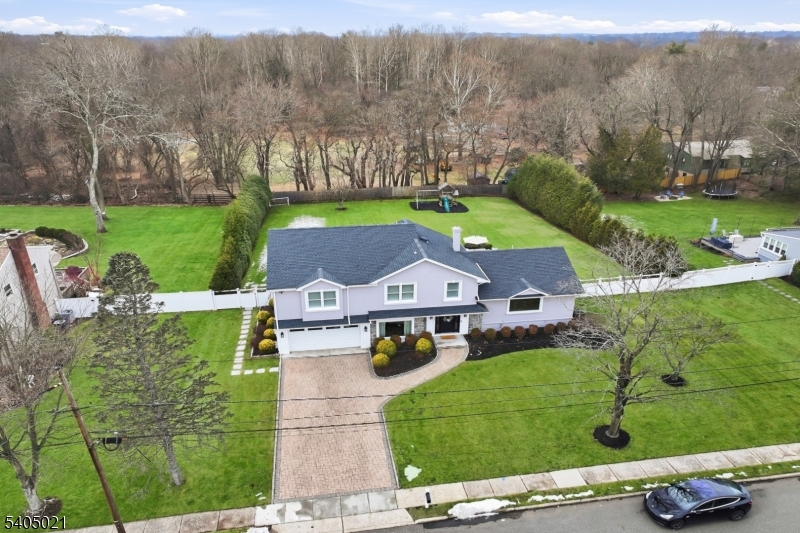 231 Birchwood Rd