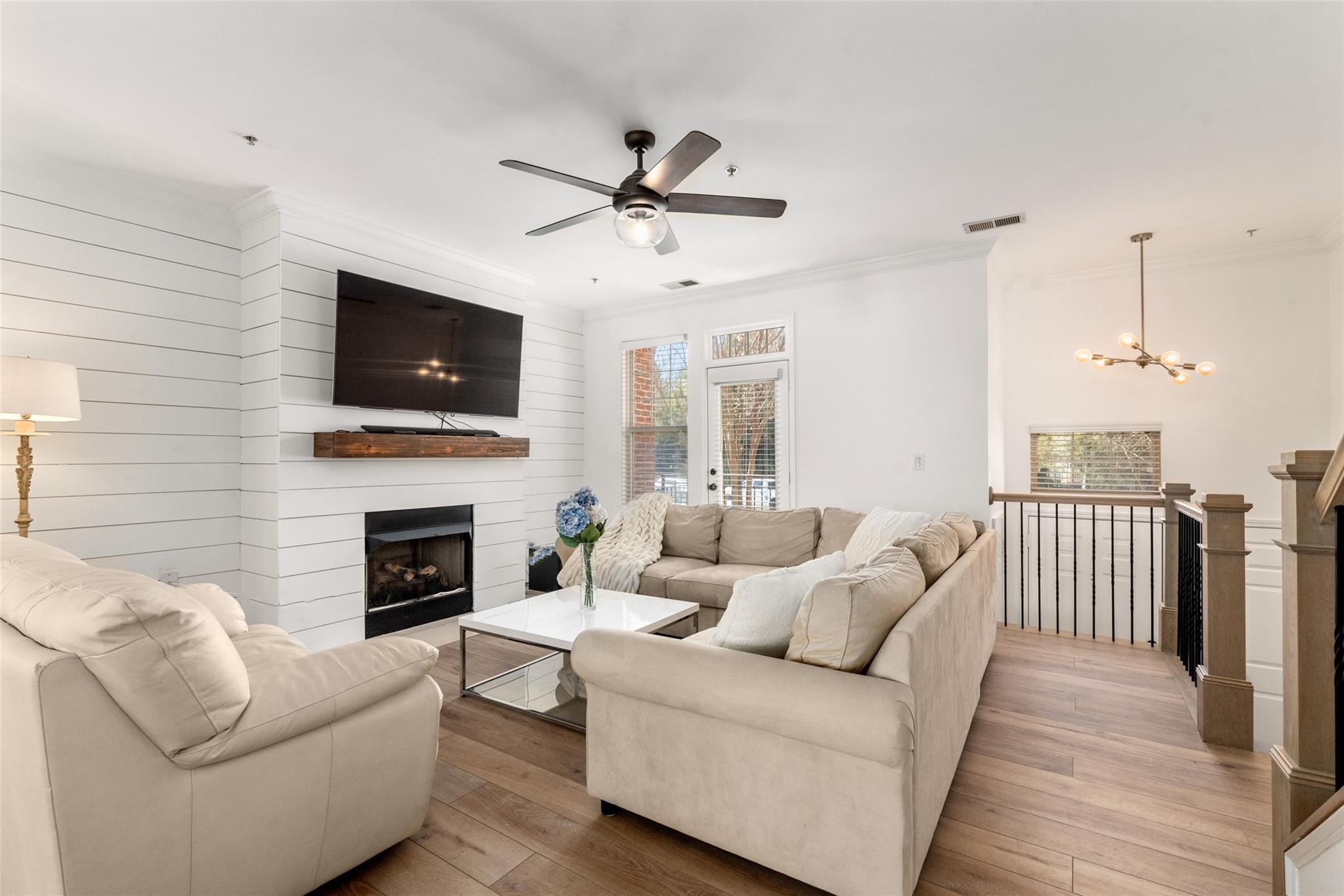 14230 Richmond Park Avenue