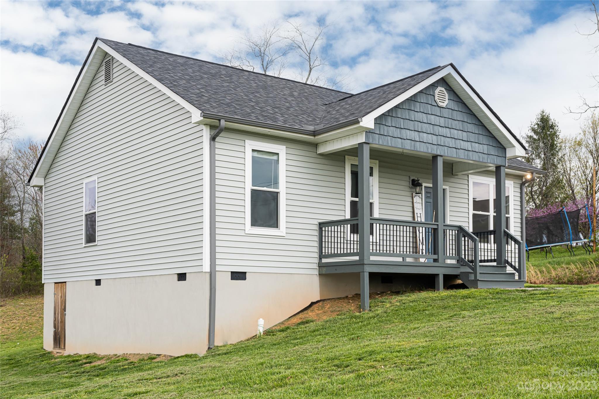 15 Murray Debruhl Road