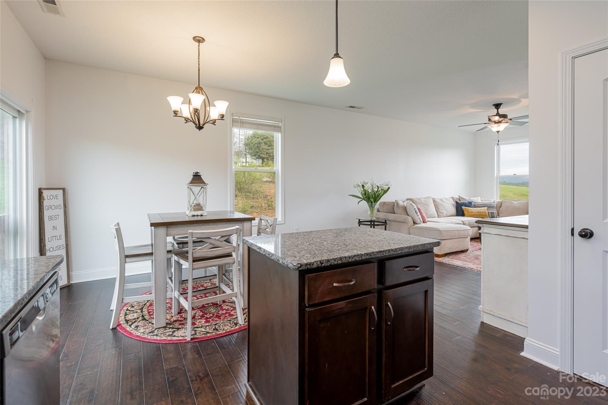 15 Murray Debruhl Road
