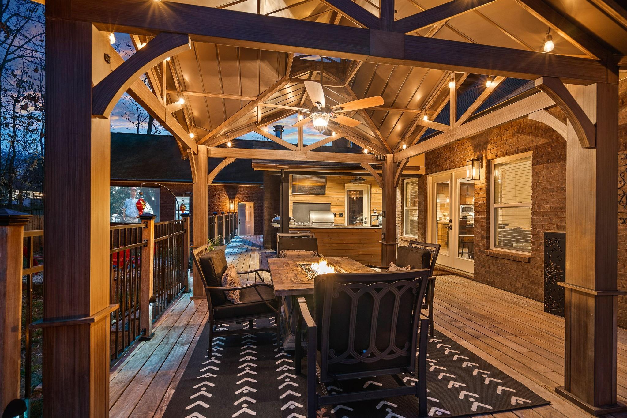 1070 Ridgeview Court