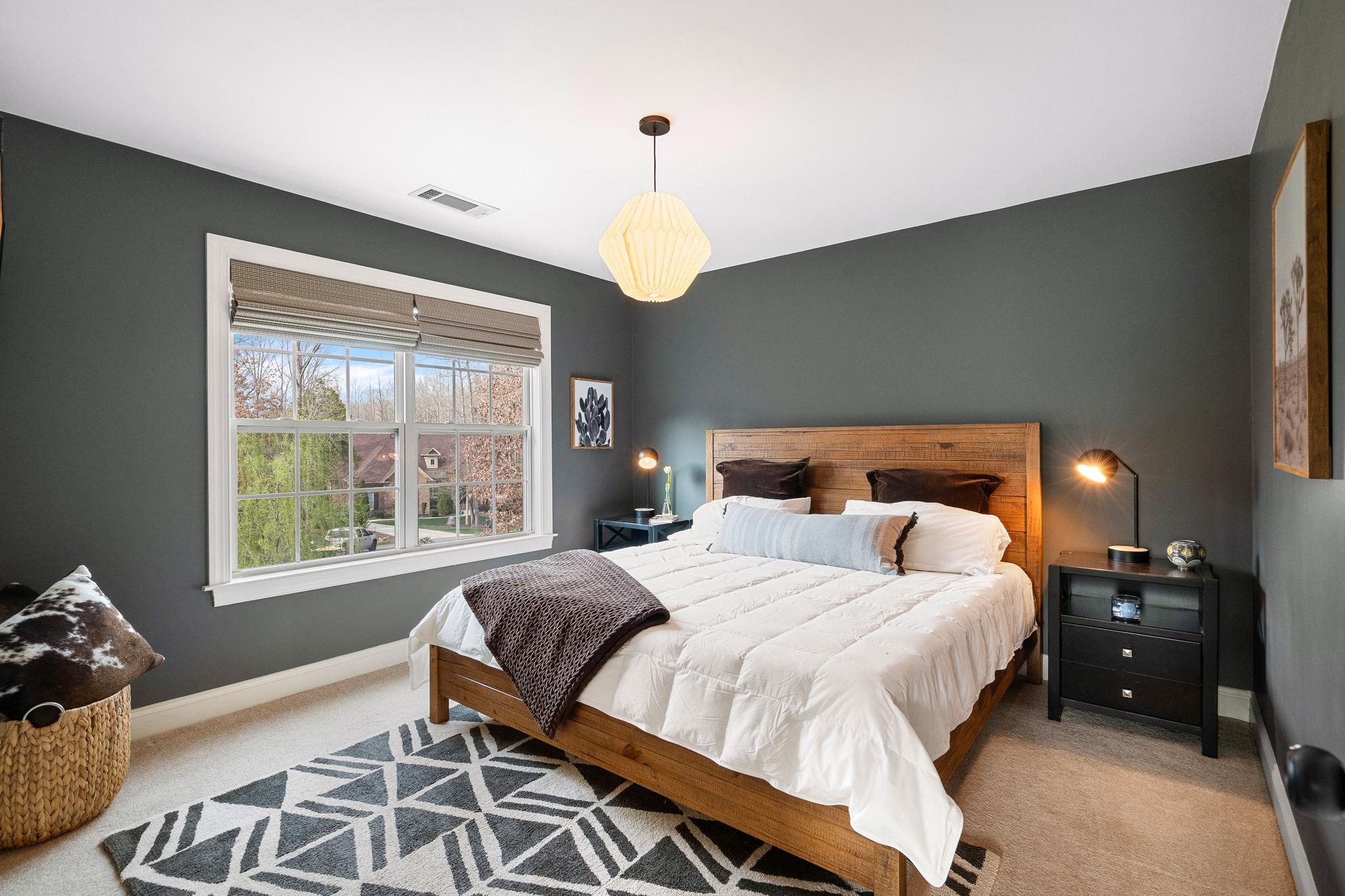 1070 Ridgeview Court