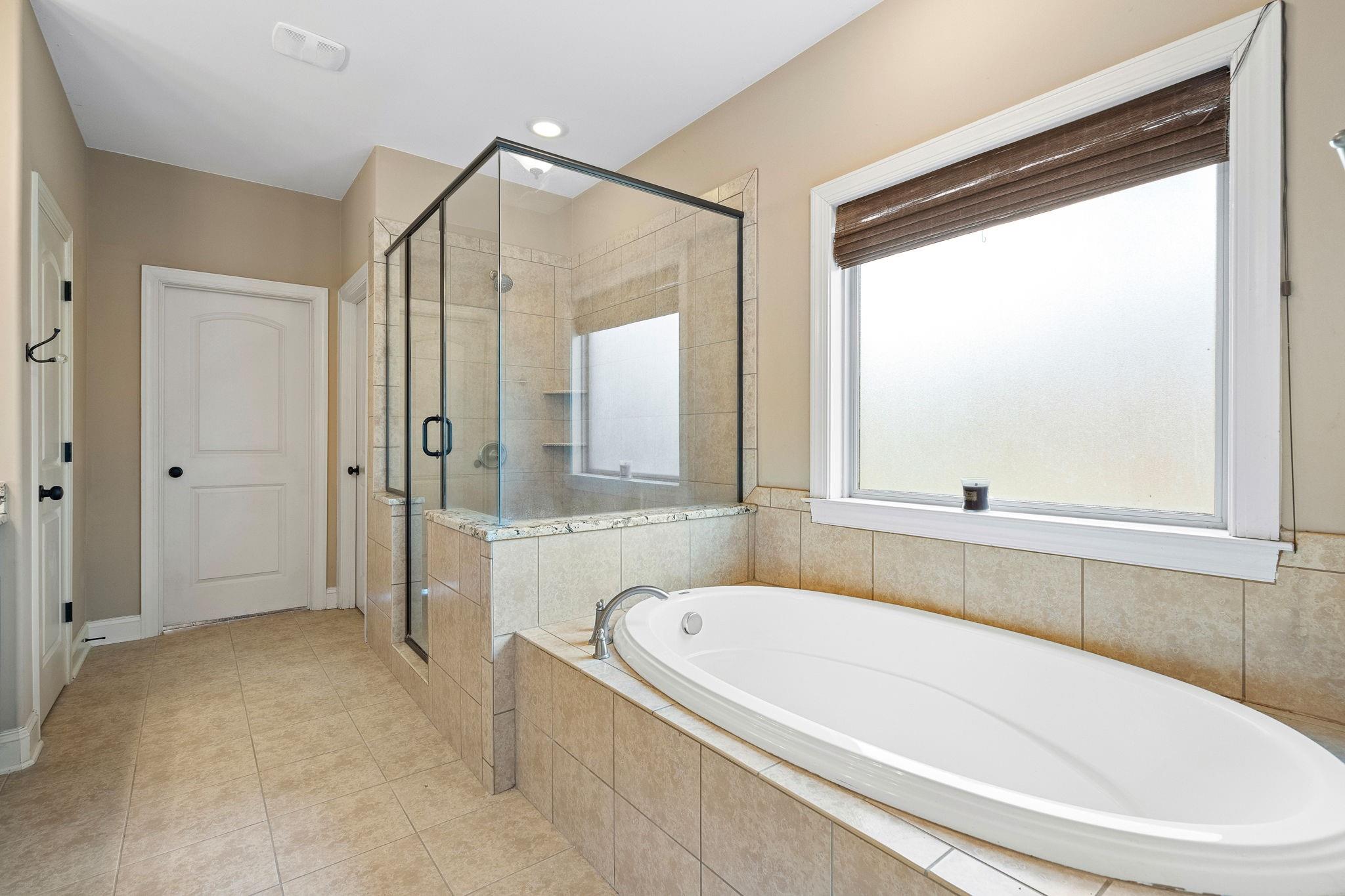 1070 Ridgeview Court