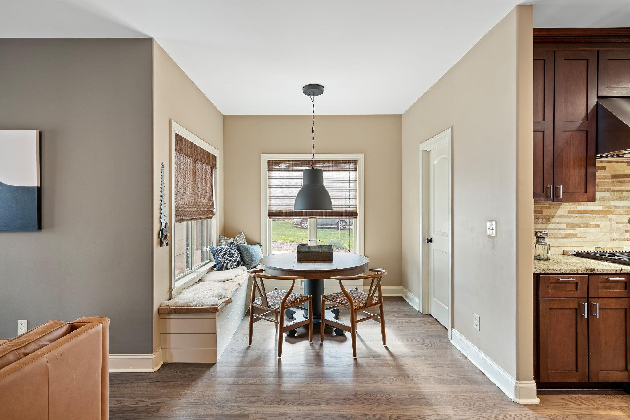 1070 Ridgeview Court