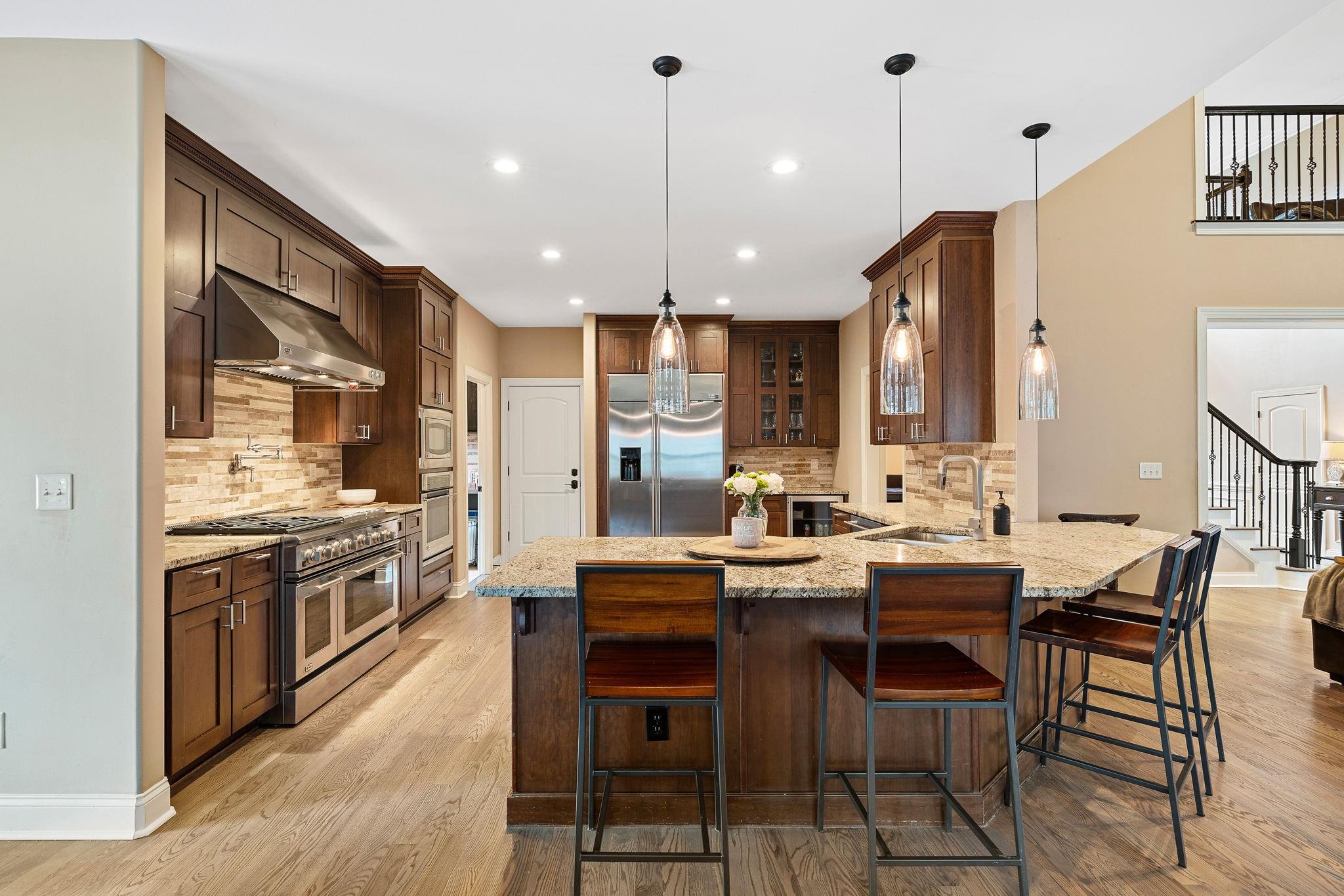 1070 Ridgeview Court