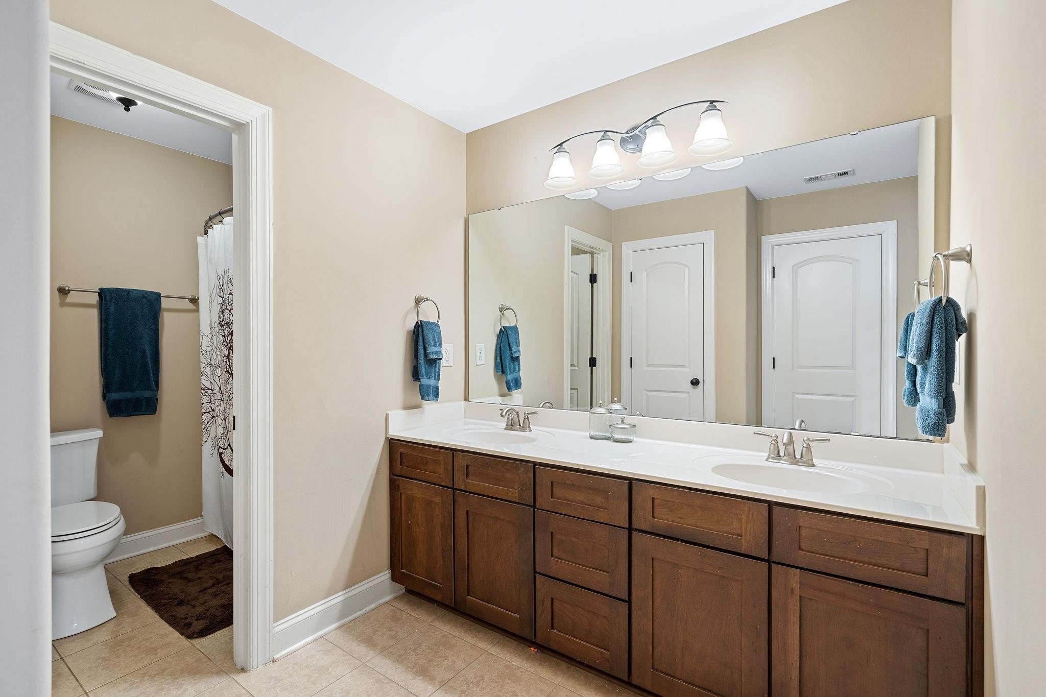 1070 Ridgeview Court