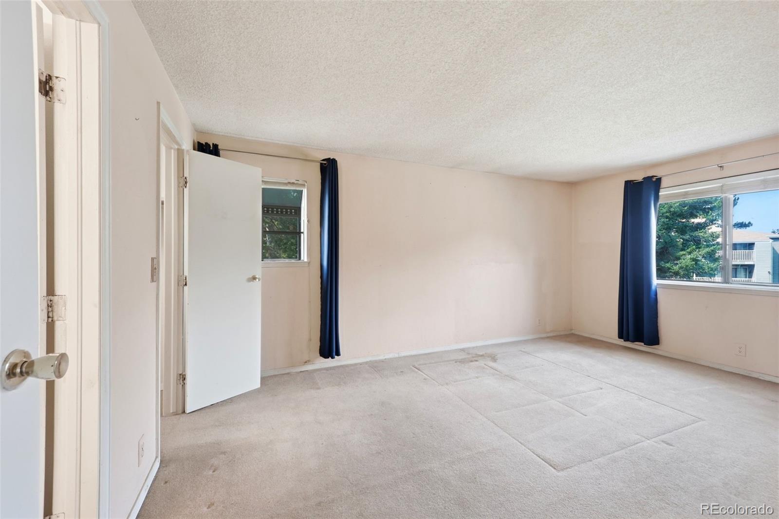 907 S Yampa Street Unit: 208