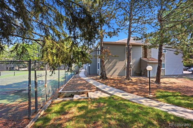 907 S Yampa Street Unit: 208