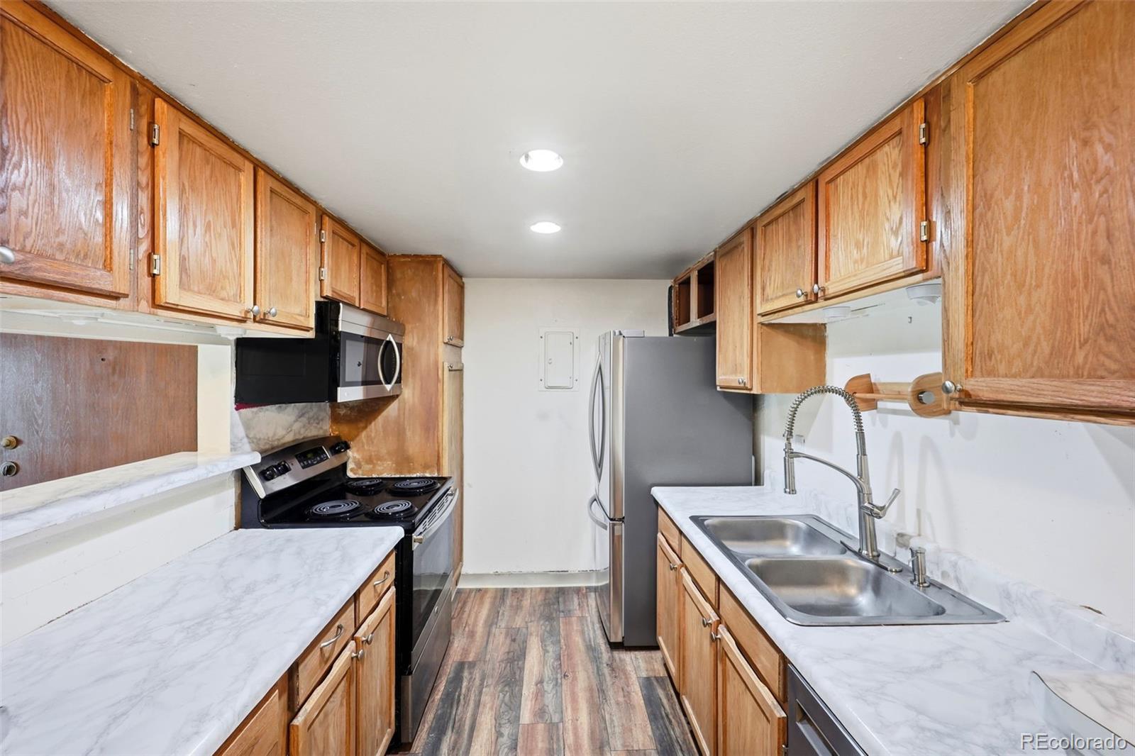 907 S Yampa Street Unit: 208