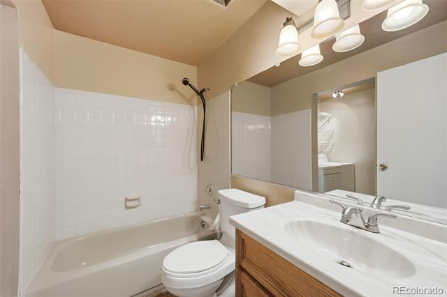 907 S Yampa Street Unit: 208