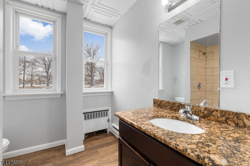 152-154 South Park 2