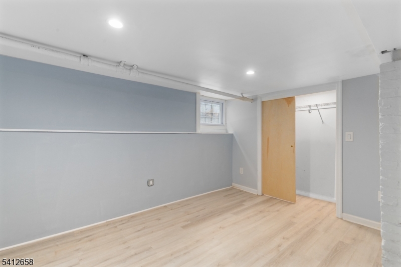 152-154 South Park 2