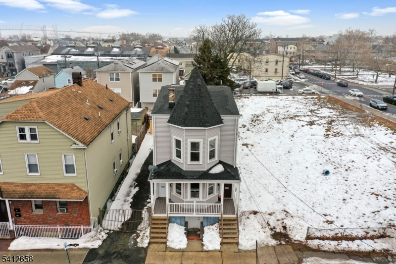 152-154 South Park 2