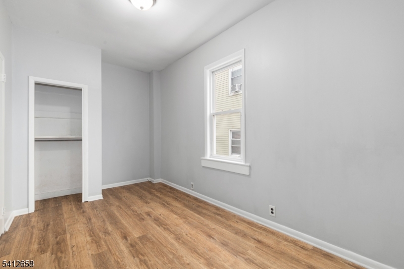 152-154 South Park 2