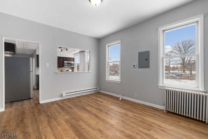 152-154 South Park 2