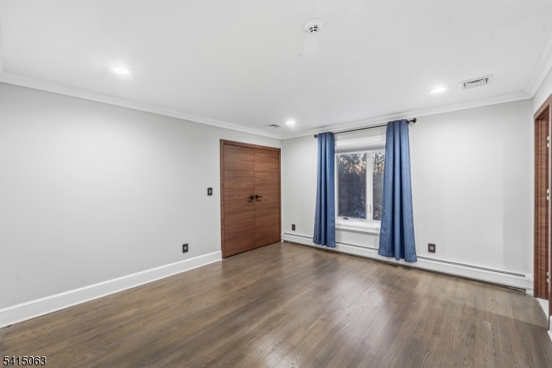 99 Ogle Rd
