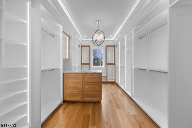 104 Chestnut Ridge Rd