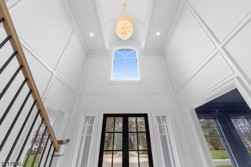 104 Chestnut Ridge Rd