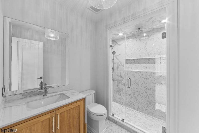 104 Chestnut Ridge Rd