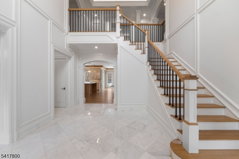 104 Chestnut Ridge Rd