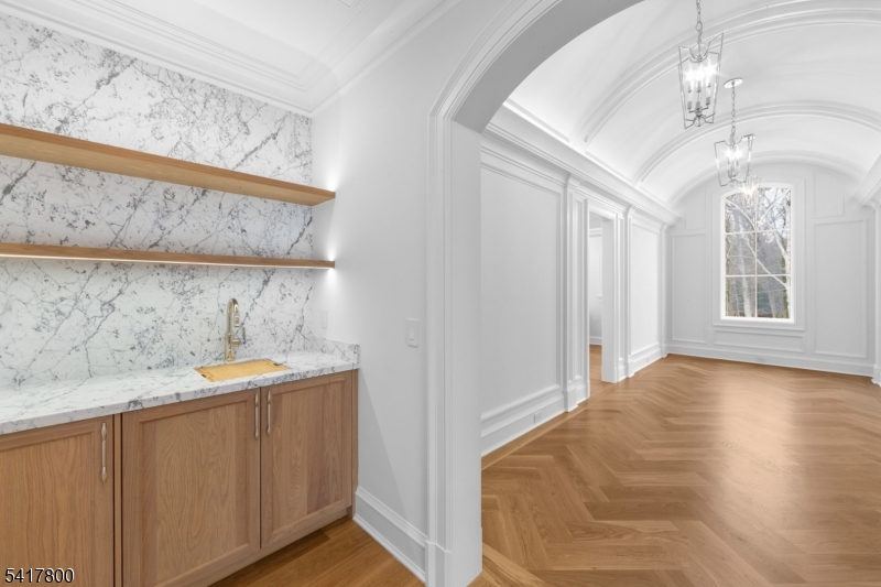 104 Chestnut Ridge Rd