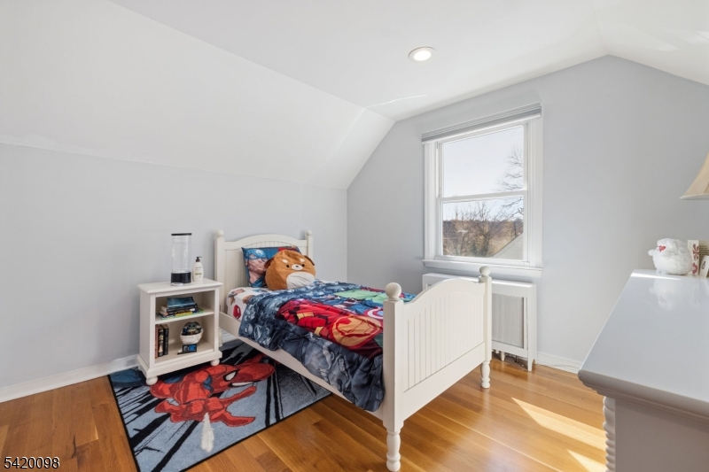 15 Nestro Rd