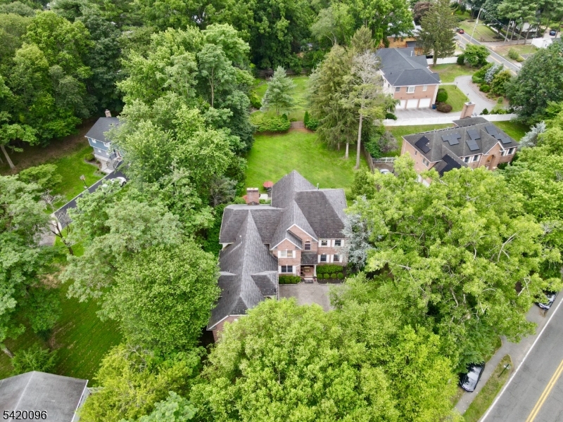 136 Tappan Rd