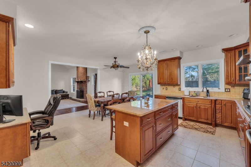 136 Tappan Rd