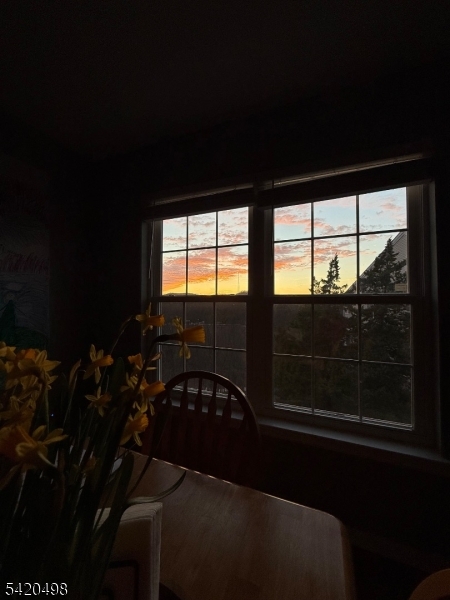 37 Mountainside Dr