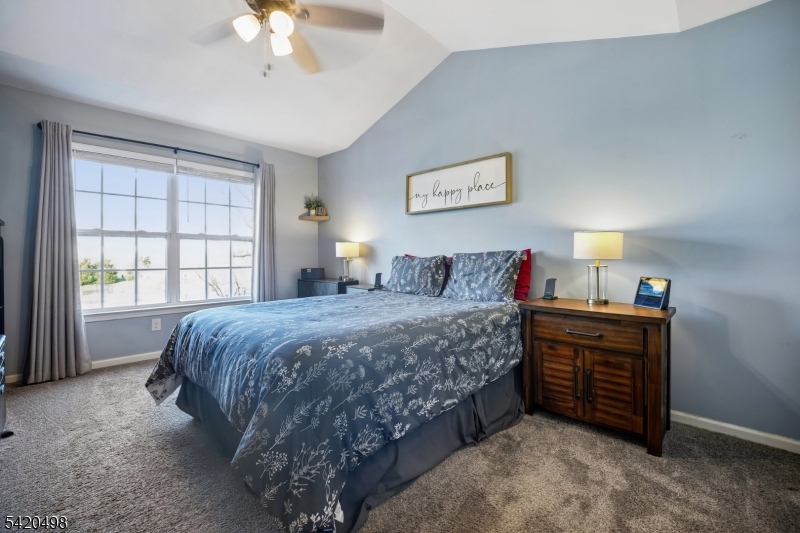 37 Mountainside Dr