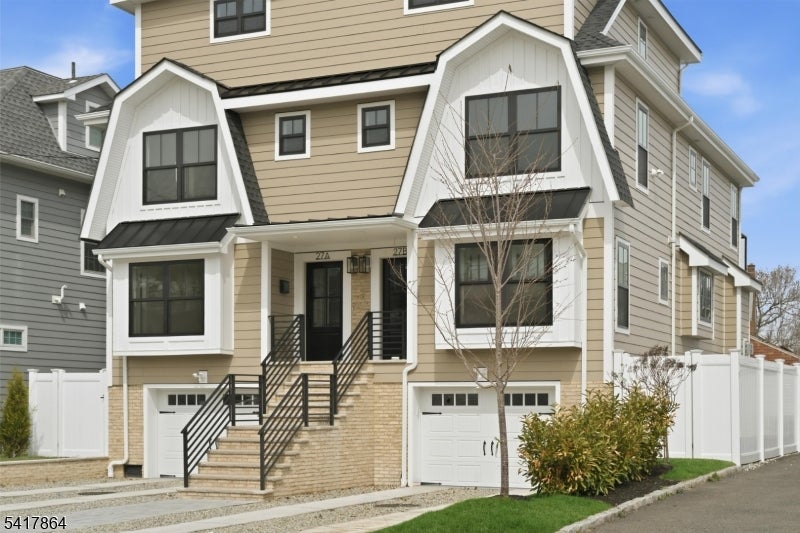 27A WILLOW STREET A