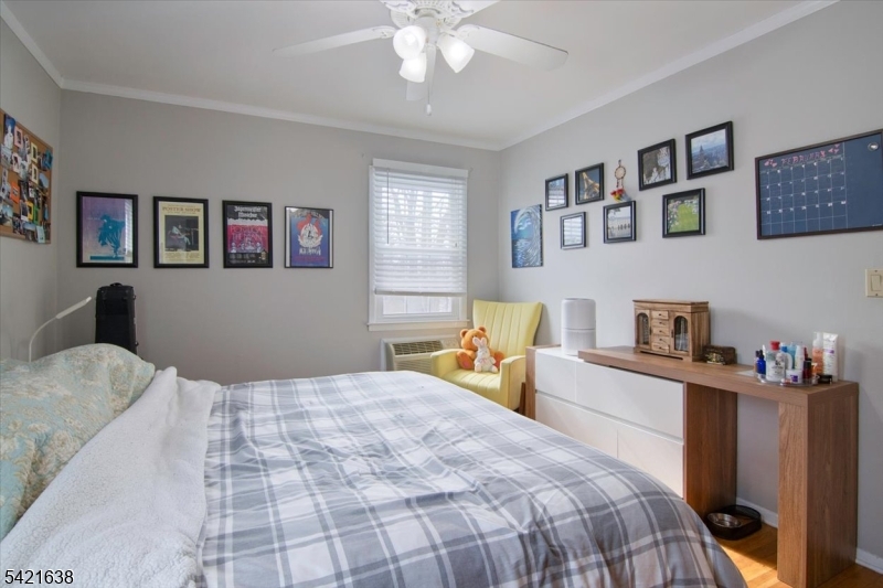 323 Pitney Pl 323